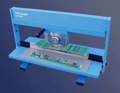 K3000 Linear on Circular Blade Depanelizer for Pre-Scored Panels.