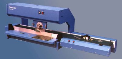 K4000 18" or 24" Motorized Linear Circular blade depanelizer for pre-scored boards.